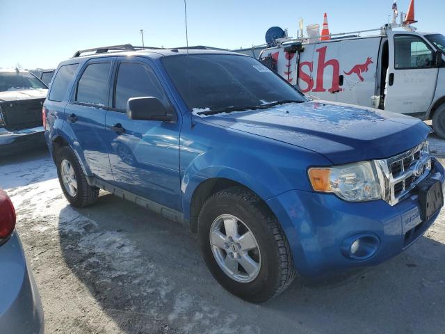 1FMCU0DG7BKA07636 - 2011 FORD ESCAPE XLT BLUE photo 4