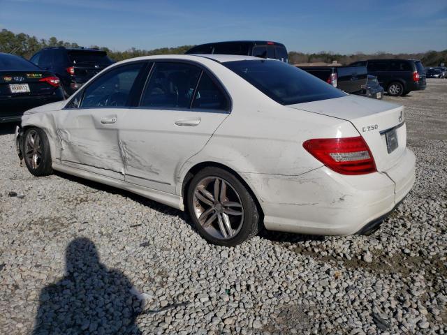 WDDGF4HB3DR266324 - 2013 MERCEDES-BENZ C 250 WHITE photo 2