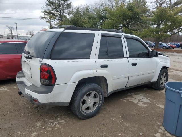 1GNDT13S062255764 - 2006 CHEVROLET TRAILBLAZE LS WHITE photo 3