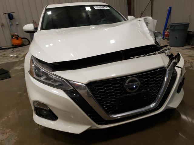 1N4BL4DW2KC130360 - 2019 NISSAN ALTIMA SV WHITE photo 5