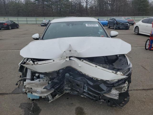 1HGCV1F33KA039766 - 2019 HONDA ACCORD SPORT WHITE photo 5