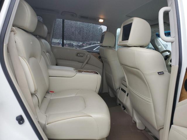 JN8AZ2NE7E9068815 - 2014 INFINITI QX80 WHITE photo 11