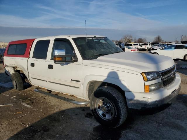 1GCGK13U46F241370 - 2006 CHEVROLET SILVERADO K1500 HEAVY DUTY WHITE photo 4