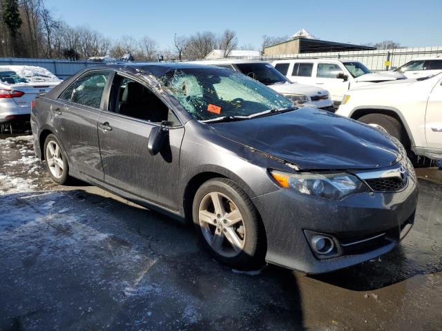 4T1BF1FK0EU354246 - 2014 TOYOTA CAMRY L GRAY photo 4