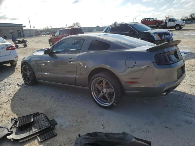 1ZVBP8CF5D5274089 - 2013 FORD MUSTANG GT GRAY photo 2