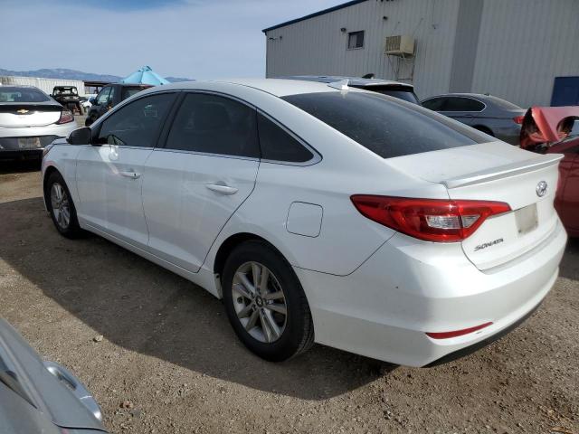 5NPE24AF7FH019490 - 2015 HYUNDAI SONATA SE WHITE photo 2