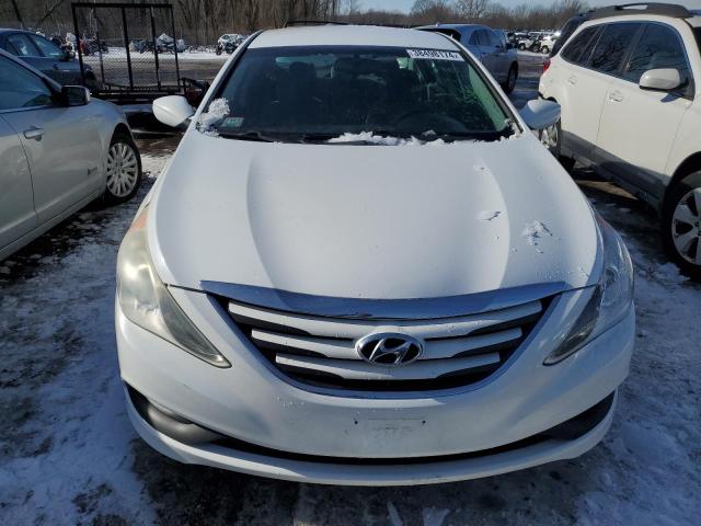 5NPEB4AC6EH838138 - 2014 HYUNDAI SONATA GLS WHITE photo 5