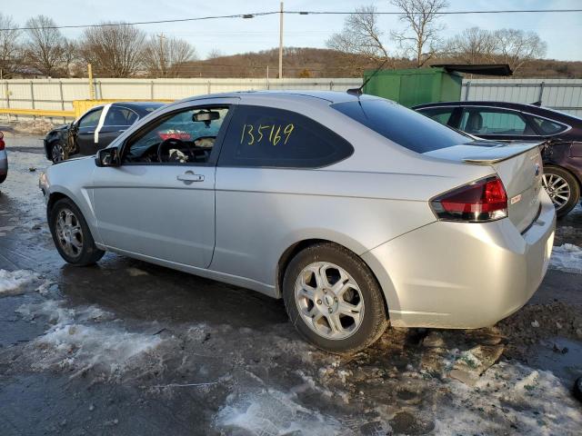 1FAHP32N09W158301 - 2009 FORD FOCUS SE SILVER photo 2