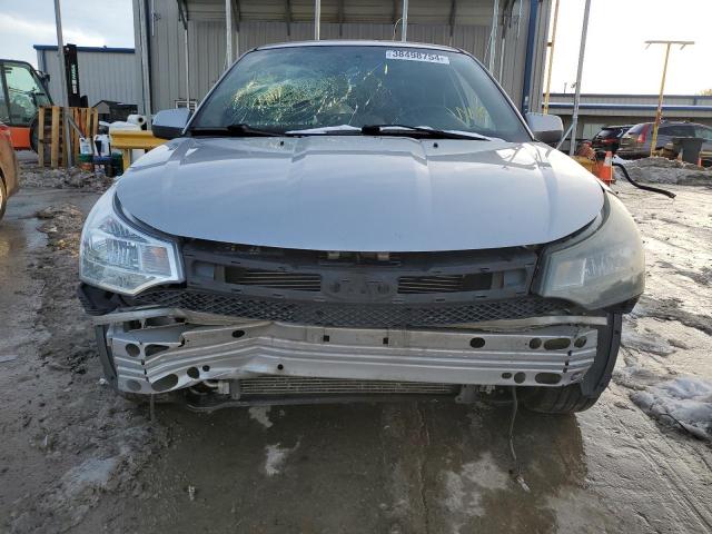 1FAHP32N09W158301 - 2009 FORD FOCUS SE SILVER photo 5