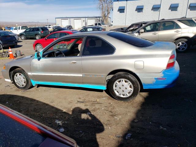 1HGCD7133SA006487 - 1995 HONDA ACCORD LX BEIGE photo 2