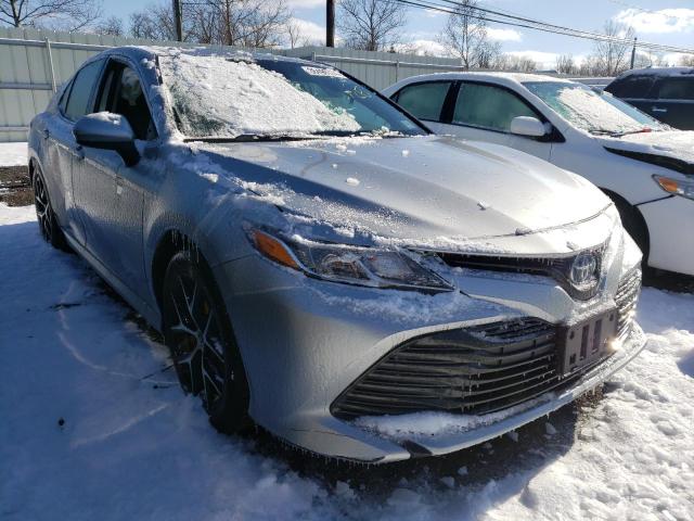 4T1B31HK2KU517920 - 2019 TOYOTA CAMRY LE SILVER photo 4