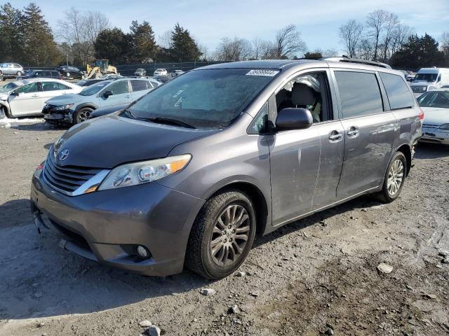 5TDYK3DC7ES518193 - 2014 TOYOTA SIENNA XLE GRAY photo 1