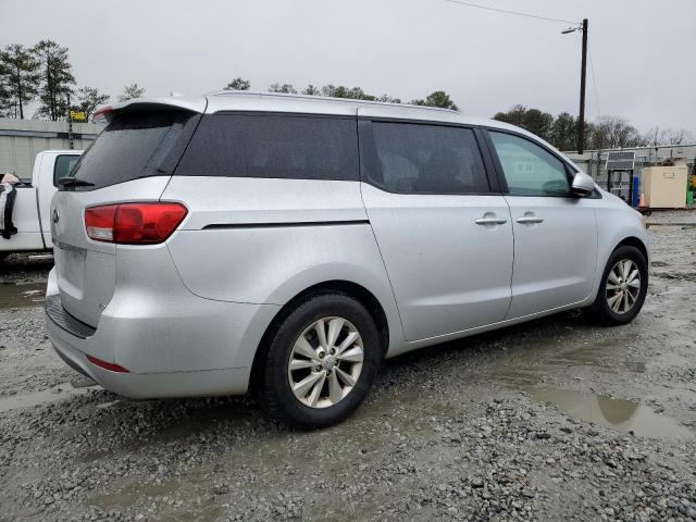 KNDMB5C16F6045284 - 2015 KIA SEDONA LX SILVER photo 3