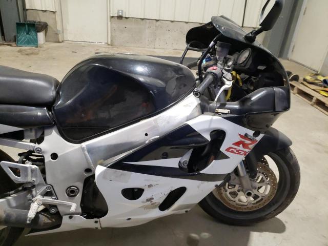 MBPGS1N4907 - 2000 SUZUKI GSXR600 WHITE photo 5