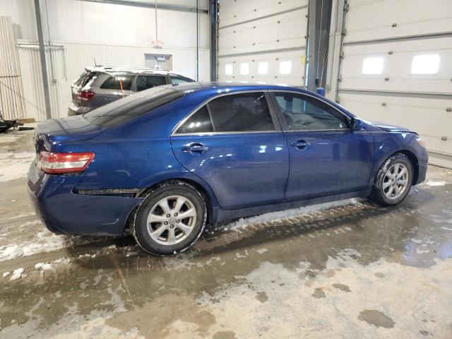 4T4BF3EK7BR102542 - 2011 TOYOTA CAMRY BASE BLUE photo 3