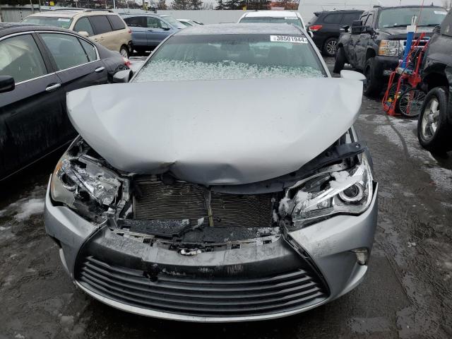 4T4BF1FKXGR571585 - 2016 TOYOTA CAMRY LE SILVER photo 5