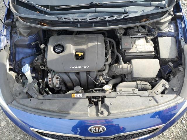 3KPFK4A72HE098359 - 2017 KIA FORTE LX BLUE photo 11