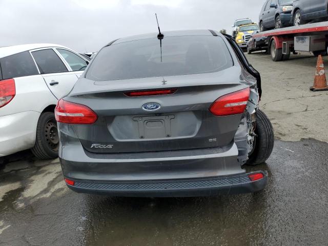 1FADP3F27HL304370 - 2017 FORD FOCUS SE GRAY photo 6