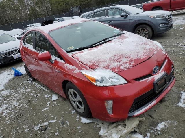 JTDKN3DU2F0471598 - 2015 TOYOTA PRIUS RED photo 4