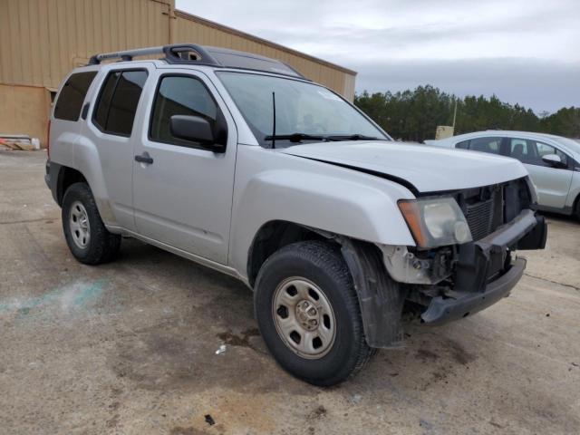 5N1AN0NW5EN803959 - 2014 NISSAN XTERRA X SILVER photo 4