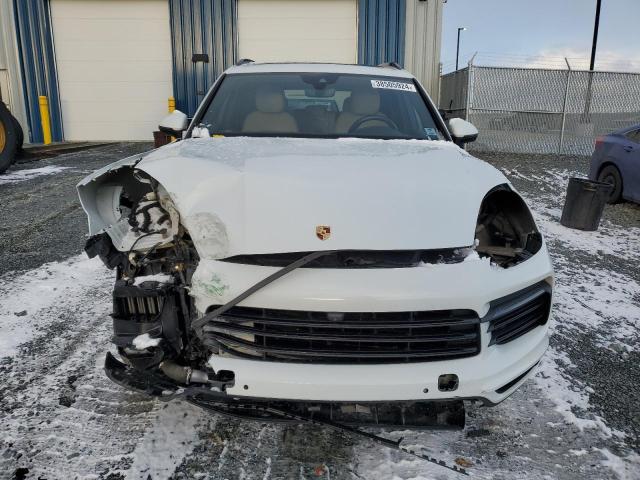 WP1AA2AY6KDA19342 - 2019 PORSCHE CAYENNE WHITE photo 5