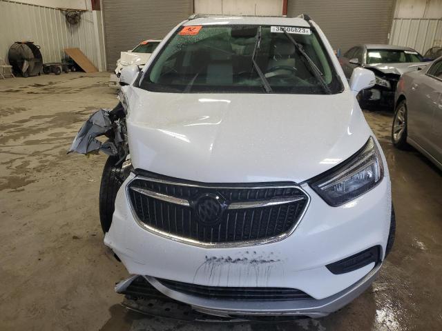KL4CJASB4JB567102 - 2018 BUICK ENCORE PREFERRED Ақ фото 5