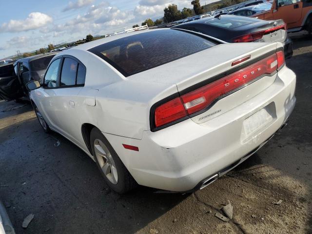 2B3CL3CG7BH587232 - 2011 DODGE CHARGER WHITE photo 2