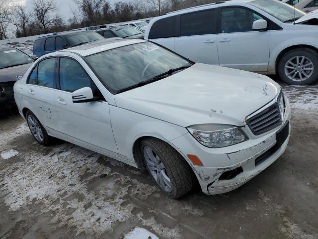 WDDGF5EB0AR092301 - 2010 MERCEDES-BENZ C 300 WHITE photo 4