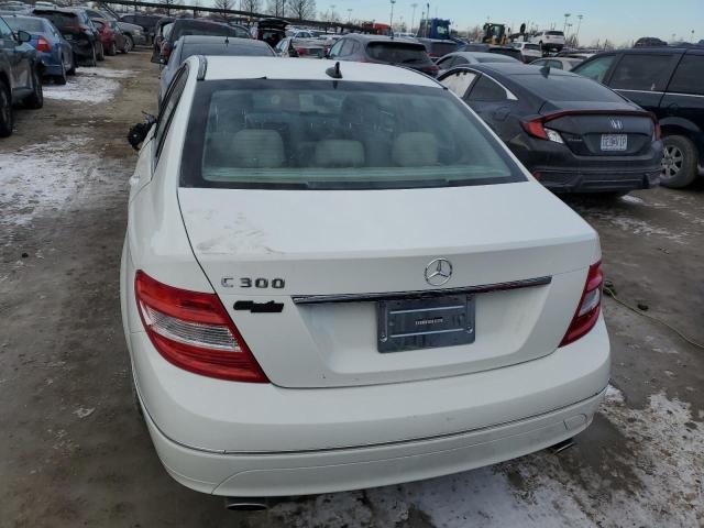 WDDGF5EB0AR092301 - 2010 MERCEDES-BENZ C 300 WHITE photo 6