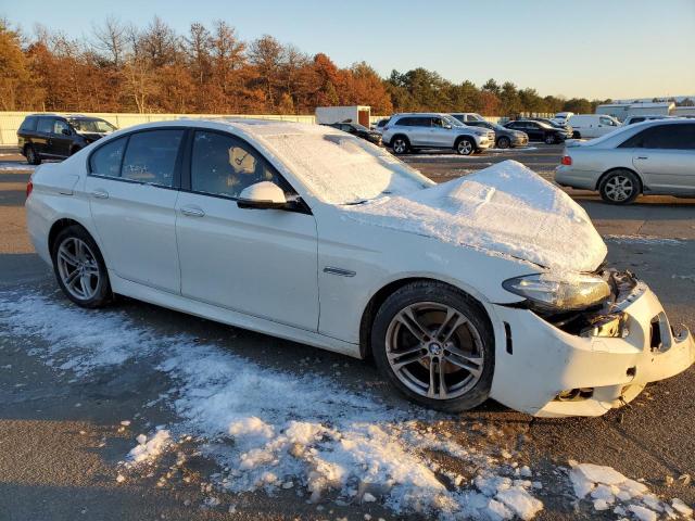 WBA5A7C5XGG151428 - 2016 BMW 528 XI WHITE photo 4