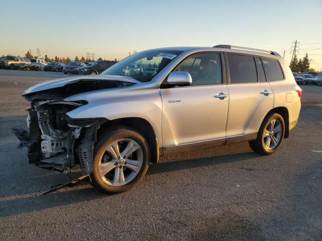 2013 TOYOTA HIGHLANDER LIMITED, 