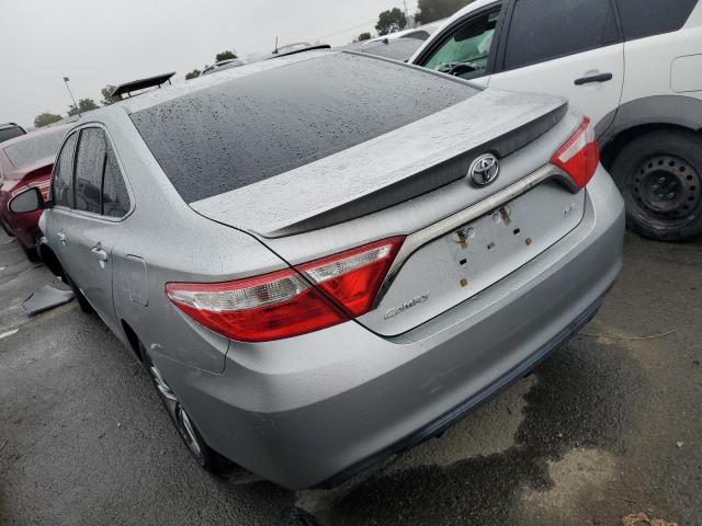 4T1BF1FK7GU535430 - 2016 TOYOTA CAMRY LE SILVER photo 2