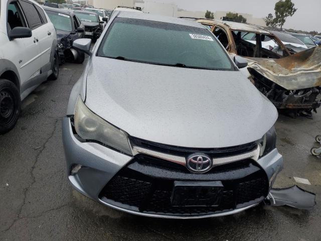 4T1BF1FK7GU535430 - 2016 TOYOTA CAMRY LE SILVER photo 5