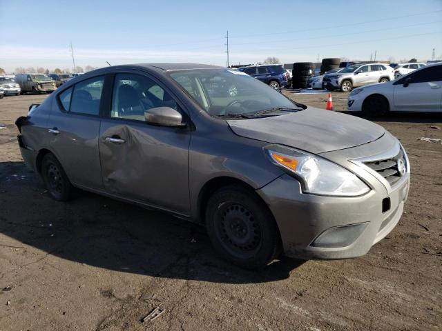 3N1CN7APXHK414509 - 2017 NISSAN VERSA S GRAY photo 4