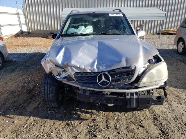 4JGAB54E52A371925 - 2002 MERCEDES-BENZ ML 320 SILVER photo 5