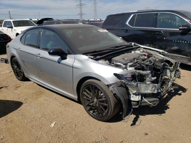 4T1K61BK3MU022550 - 2021 TOYOTA CAMRY XSE SILVER photo 4