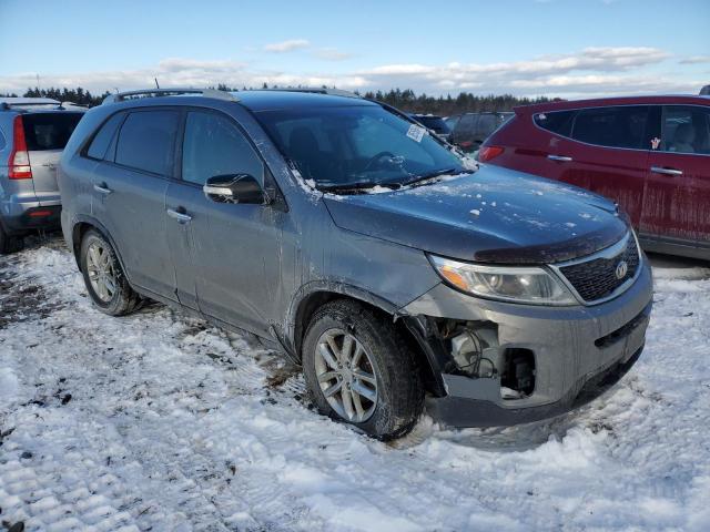 5XYKTDA74FG611638 - 2015 KIA SORENTO LX SILVER photo 4