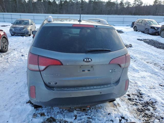 5XYKTDA74FG611638 - 2015 KIA SORENTO LX SILVER photo 6