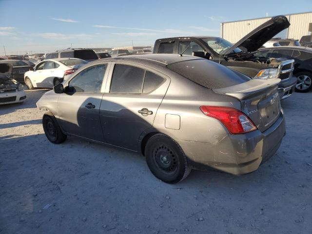 3N1CN7APXGL831007 - 2016 NISSAN VERSA S GRAY photo 2