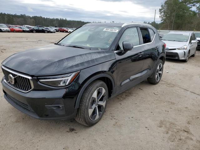 YV4L12UN2P2985876 - 2023 VOLVO XC40 PLUS BLACK photo 1