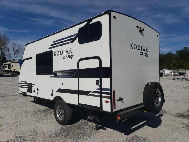 4YDT17510MJ974594 - 2021 KEYSTONE KODIAK CUB WHITE photo 3