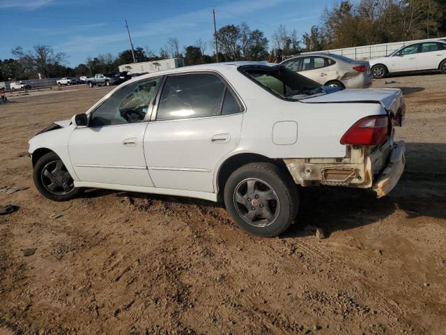 1HGCG5654WA034570 - 1998 HONDA ACCORD EX WHITE photo 2