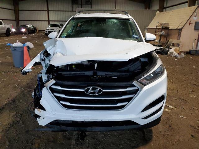 KM8J33A49HU508367 - 2017 HYUNDAI TUCSON LIMITED WHITE photo 5