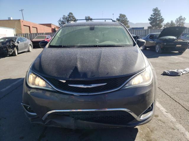 2C4RC1BG6JR287625 - 2018 CHRYSLER PACIFICA TOURING L GRAY photo 5
