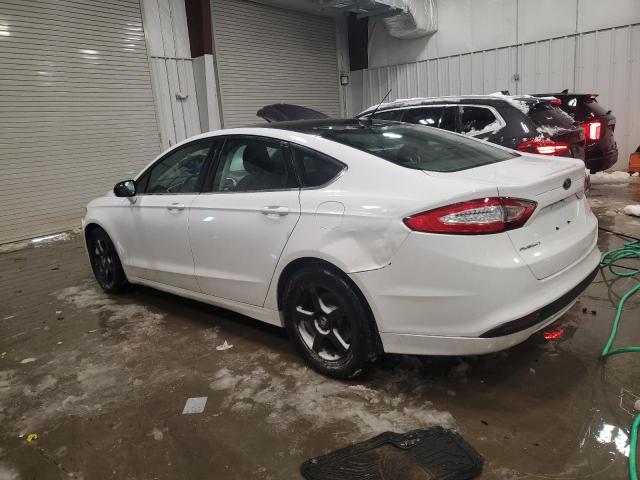 3FA6P0H73GR285848 - 2016 FORD FUSION SE WHITE photo 2