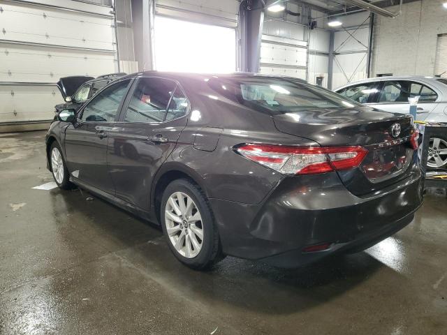 4T1B11HKXJU654012 - 2018 TOYOTA CAMRY L BROWN photo 2