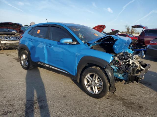 KM8K12AA2JU180676 - 2018 HYUNDAI KONA SE BLUE photo 4