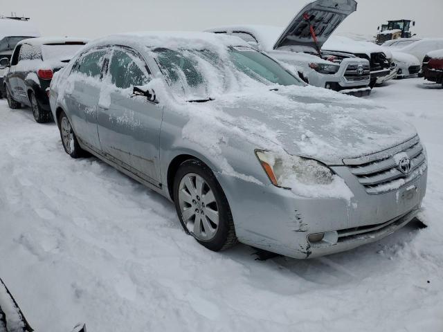 4T1BK36B15U036353 - 2005 TOYOTA AVALON XL SILVER photo 4