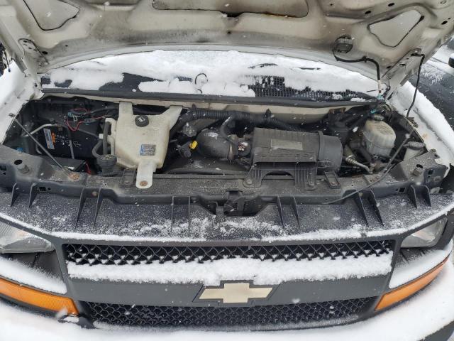 1GCSGAFX8D1117341 - 2013 CHEVROLET EXPRESS G1 WHITE photo 12