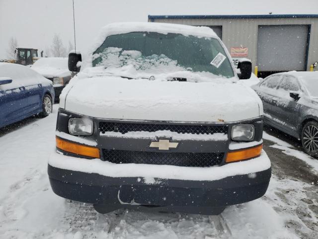 1GCSGAFX8D1117341 - 2013 CHEVROLET EXPRESS G1 WHITE photo 5